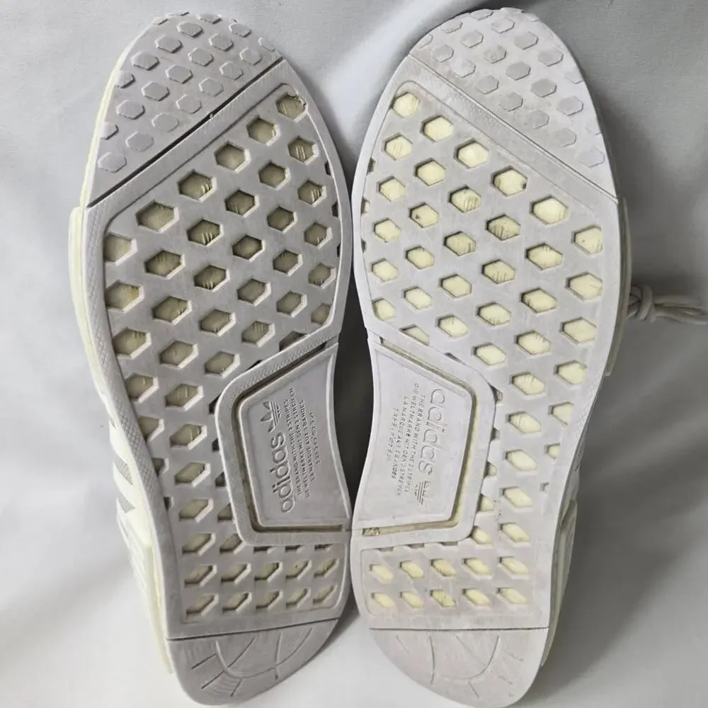 ADIDAS NMD_R1 PRIMEBLUE – MEN’S WHITE RUNNING SHOES – SIZE 10 – 2021 RELEASE